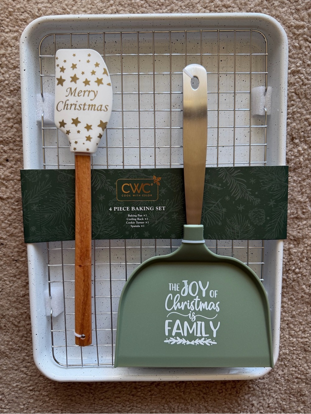 Green Holiday Baking Set - The Joy of Christmas is Family